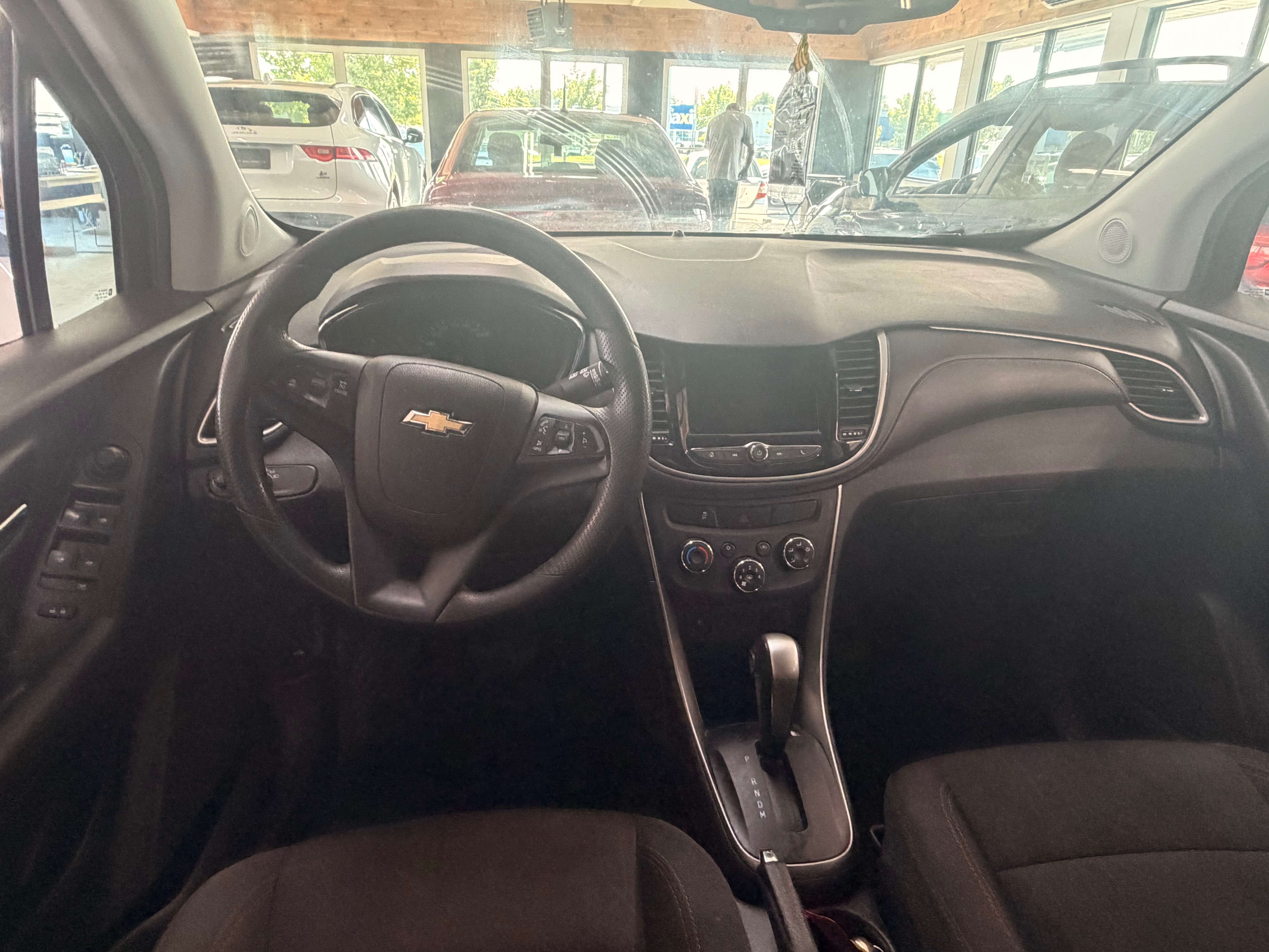 2018 Chevrolet Trax LT - Image 14