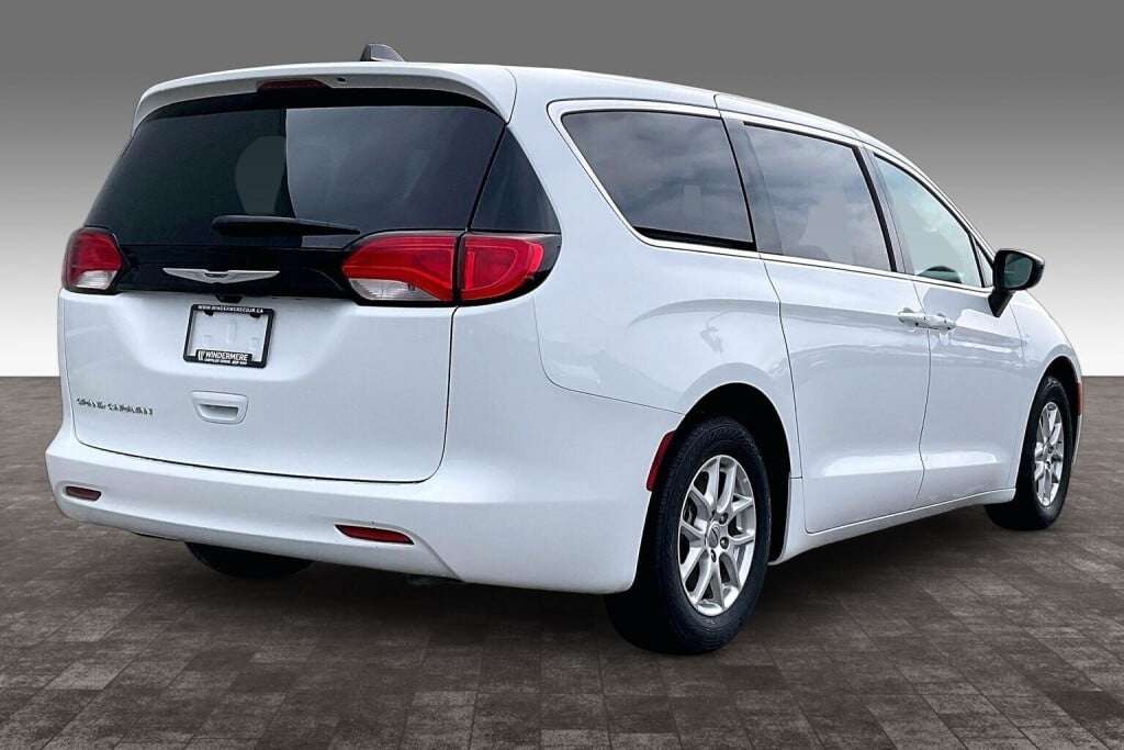 2024 Dodge Grand Caravan Sxt — photo 5