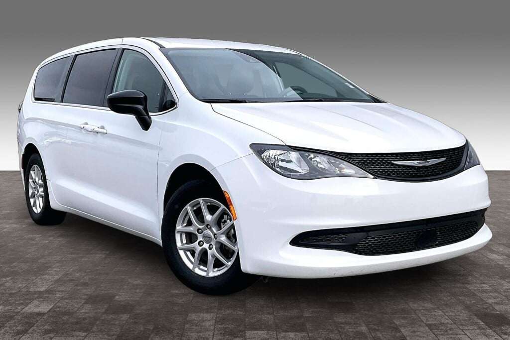 2024 Dodge Grand Caravan Sxt — photo 3