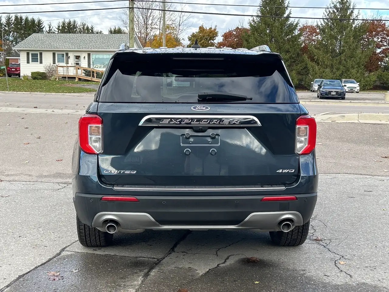 Ford Explorer снимка Ford Explorer