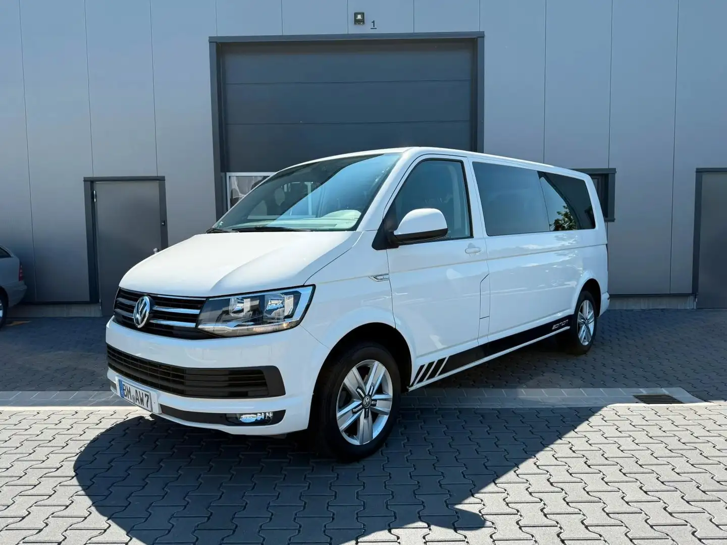 Volkswagen T6 Transporter Bus Caravelle Comfortline lang Blanc - 2
