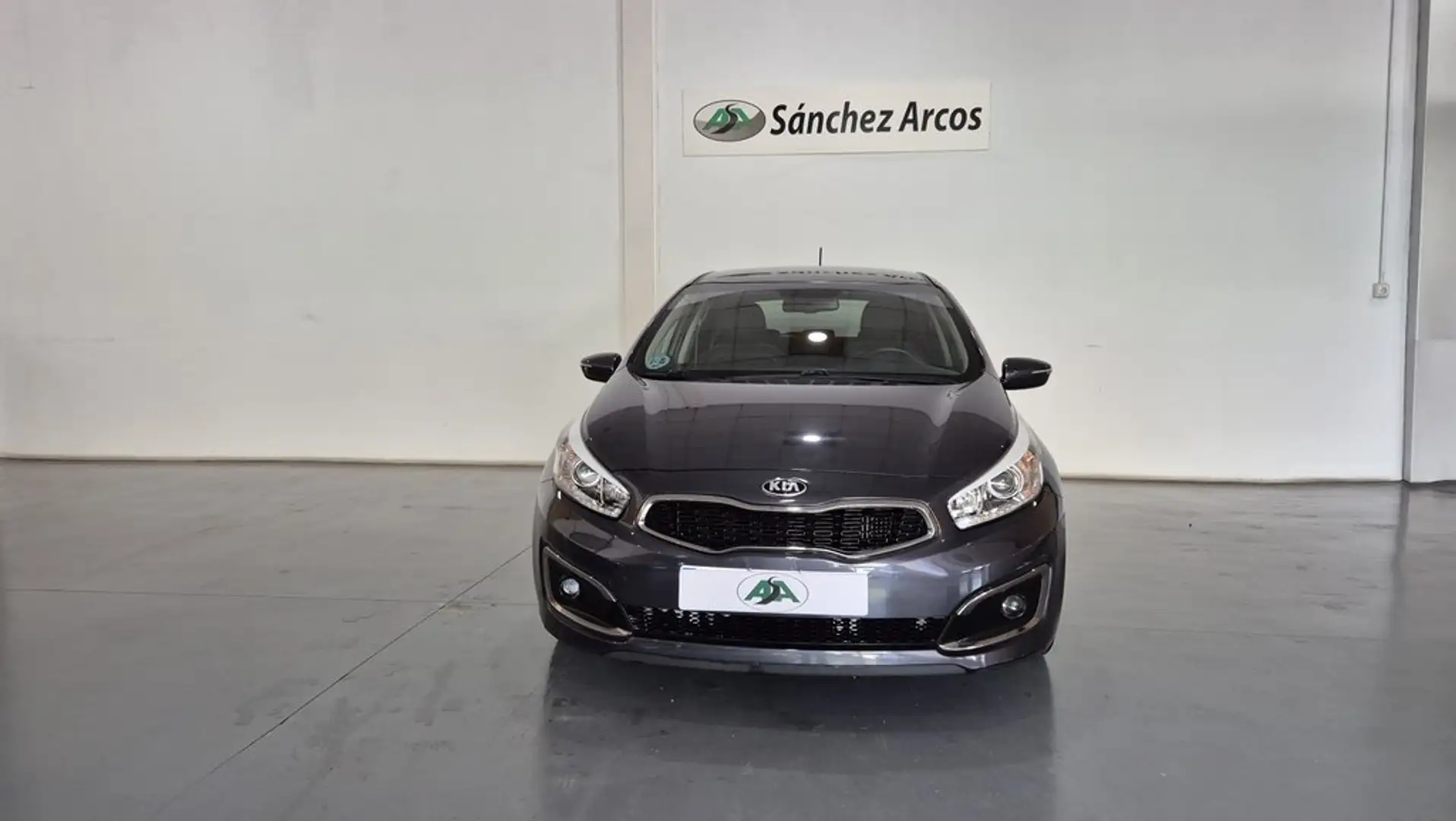 Kia Ceed / cee'd 1.0 T-GDi 120CV Drive Eco-Dynamics Gris - 2