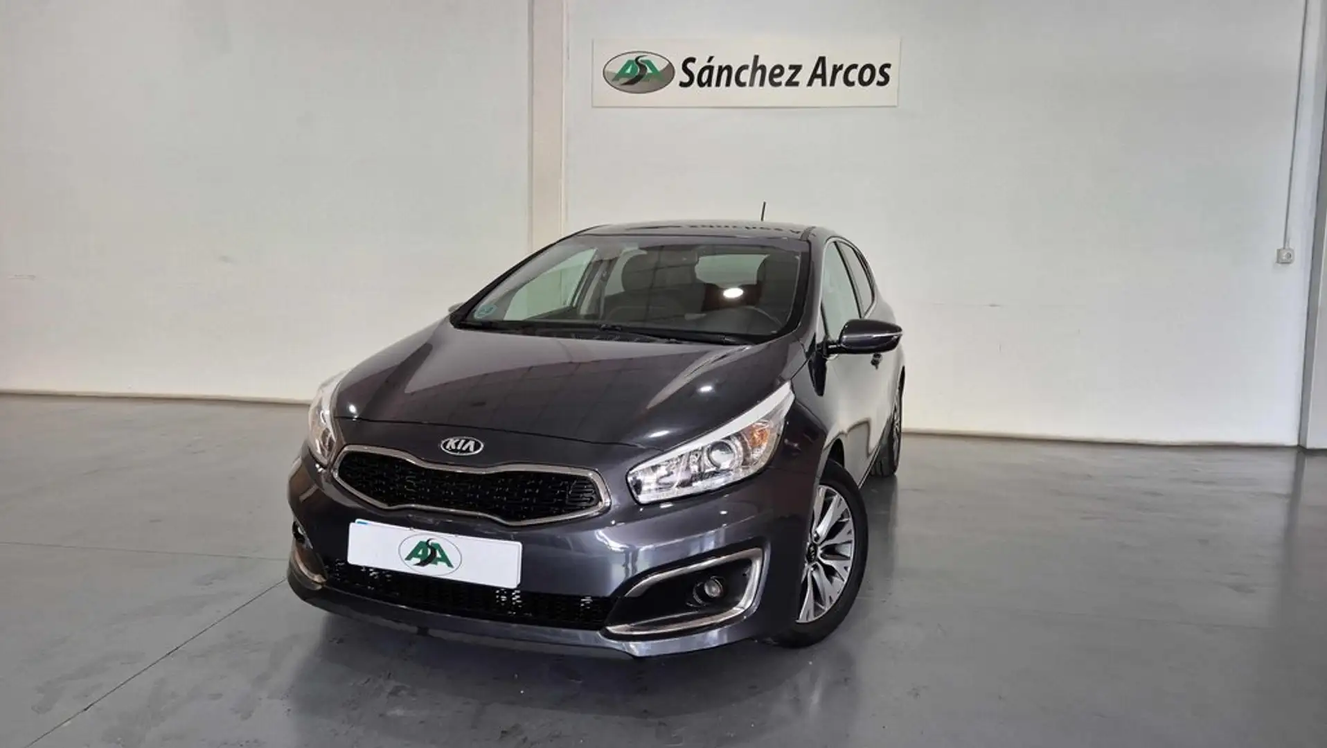 Kia Ceed / cee'd 1.0 T-GDi 120CV Drive Eco-Dynamics Gris - 1