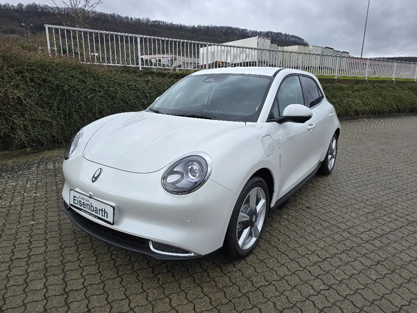 GWM ORA 03 300 PRO Blanco - 1