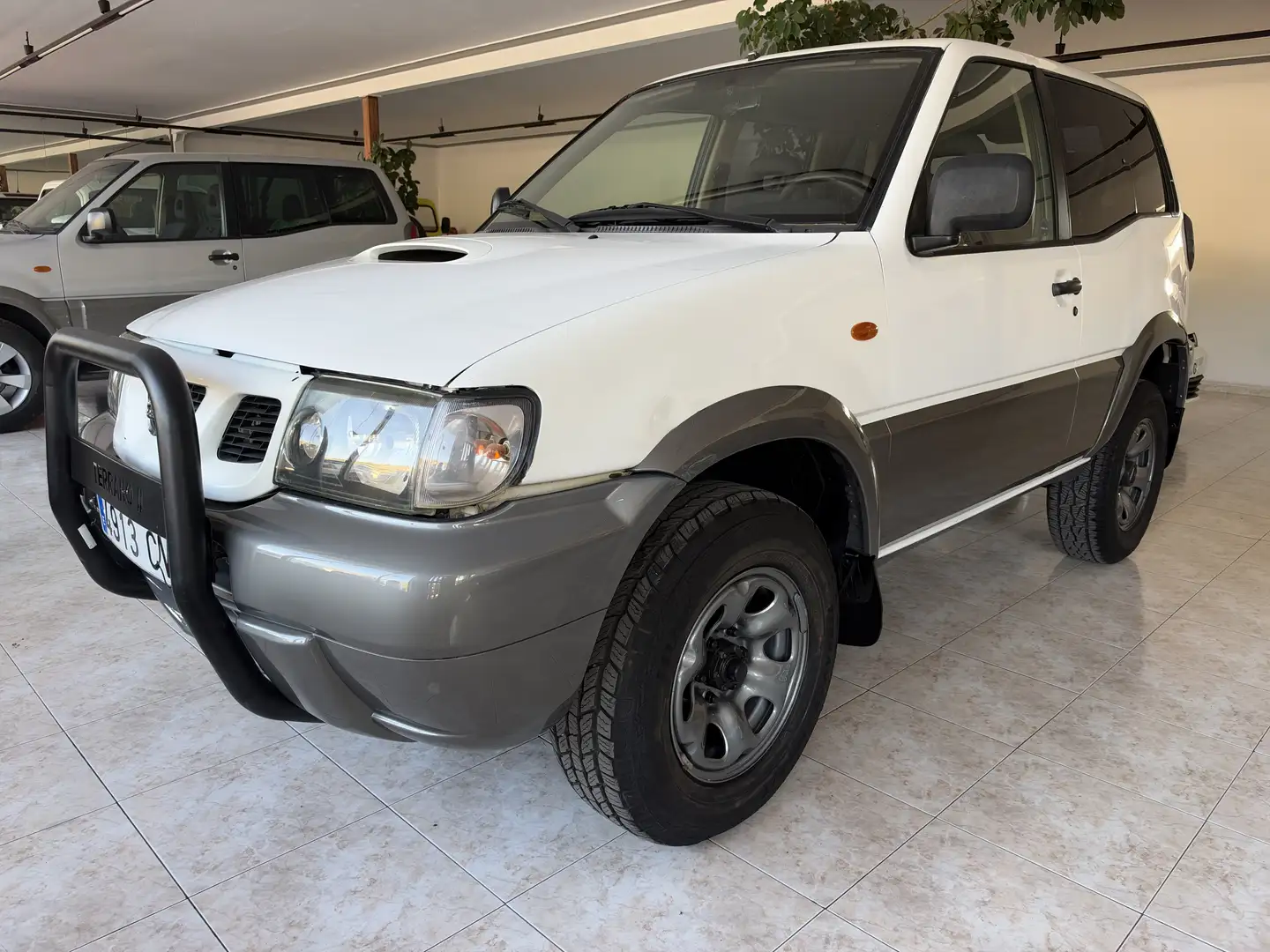 Nissan Terrano 2.7TDI Comfort Plus Blanco - 1