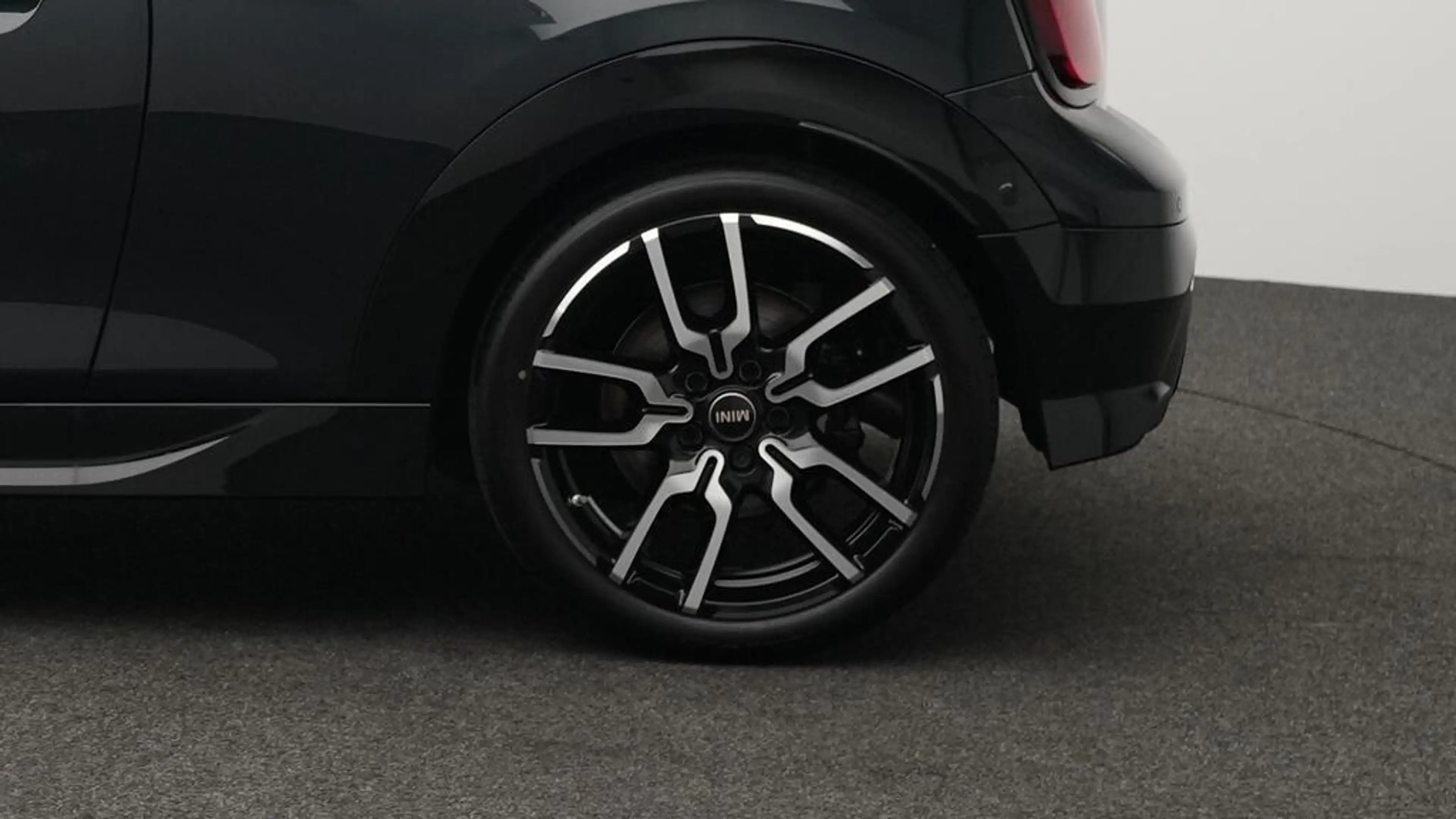 MINI Cooper C Cabrio John Cooper Works Trim — photo 12