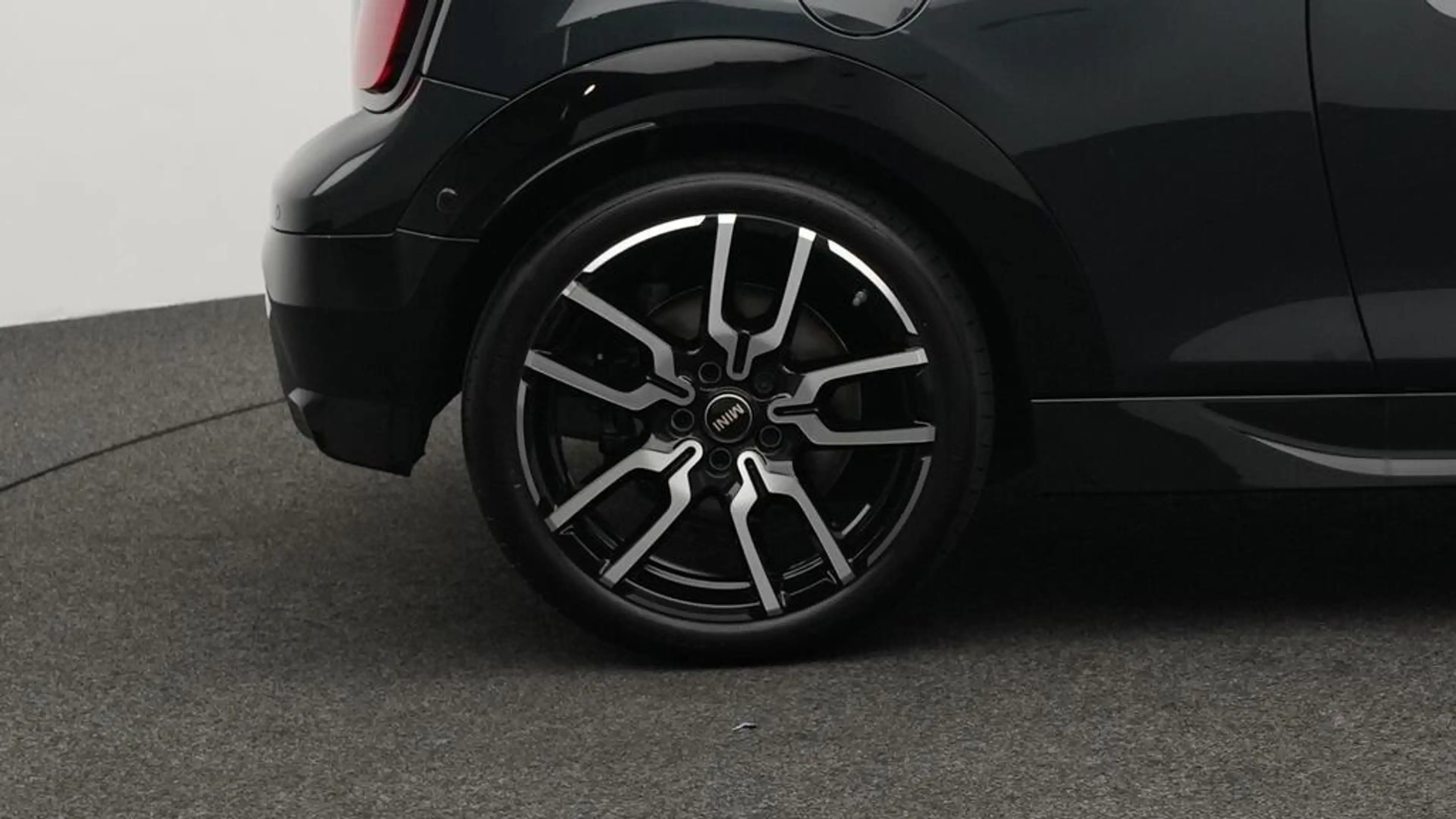 MINI Cooper C Cabrio John Cooper Works Trim — photo 13