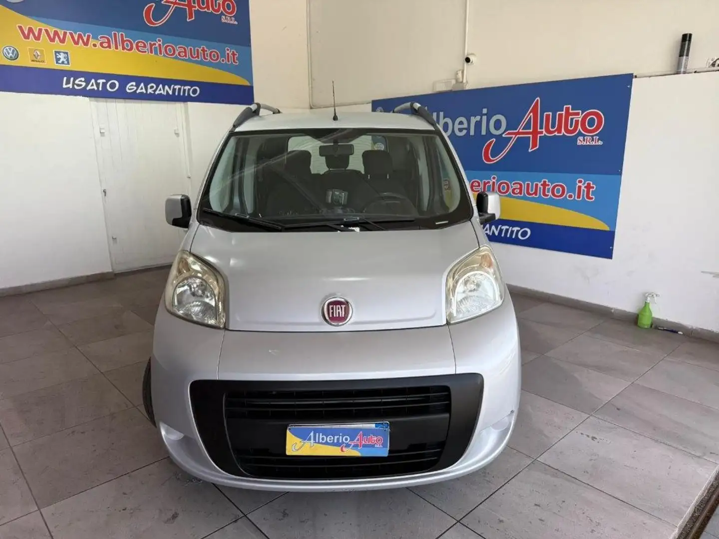 Fiat Qubo 1.3 MJT 75 CV Trekking Argent - 2