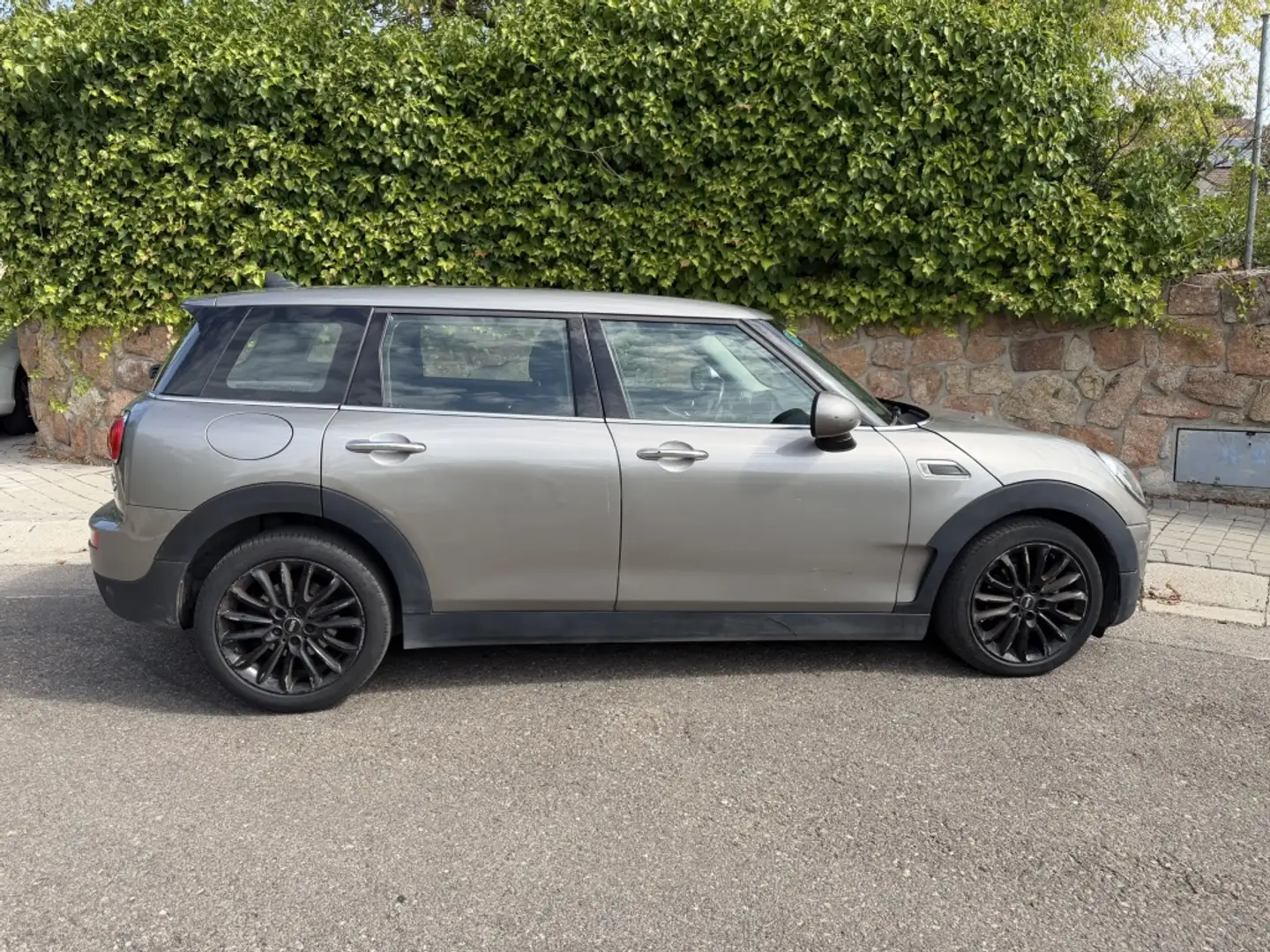 MINI John Cooper Works Clubman One D Gris - 1
