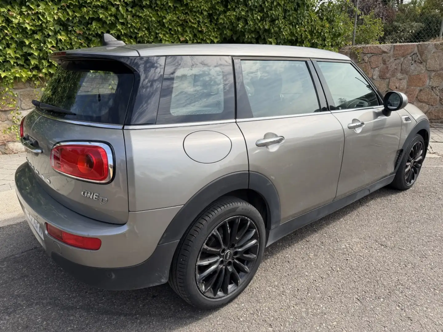 MINI John Cooper Works Clubman One D Gris - 2