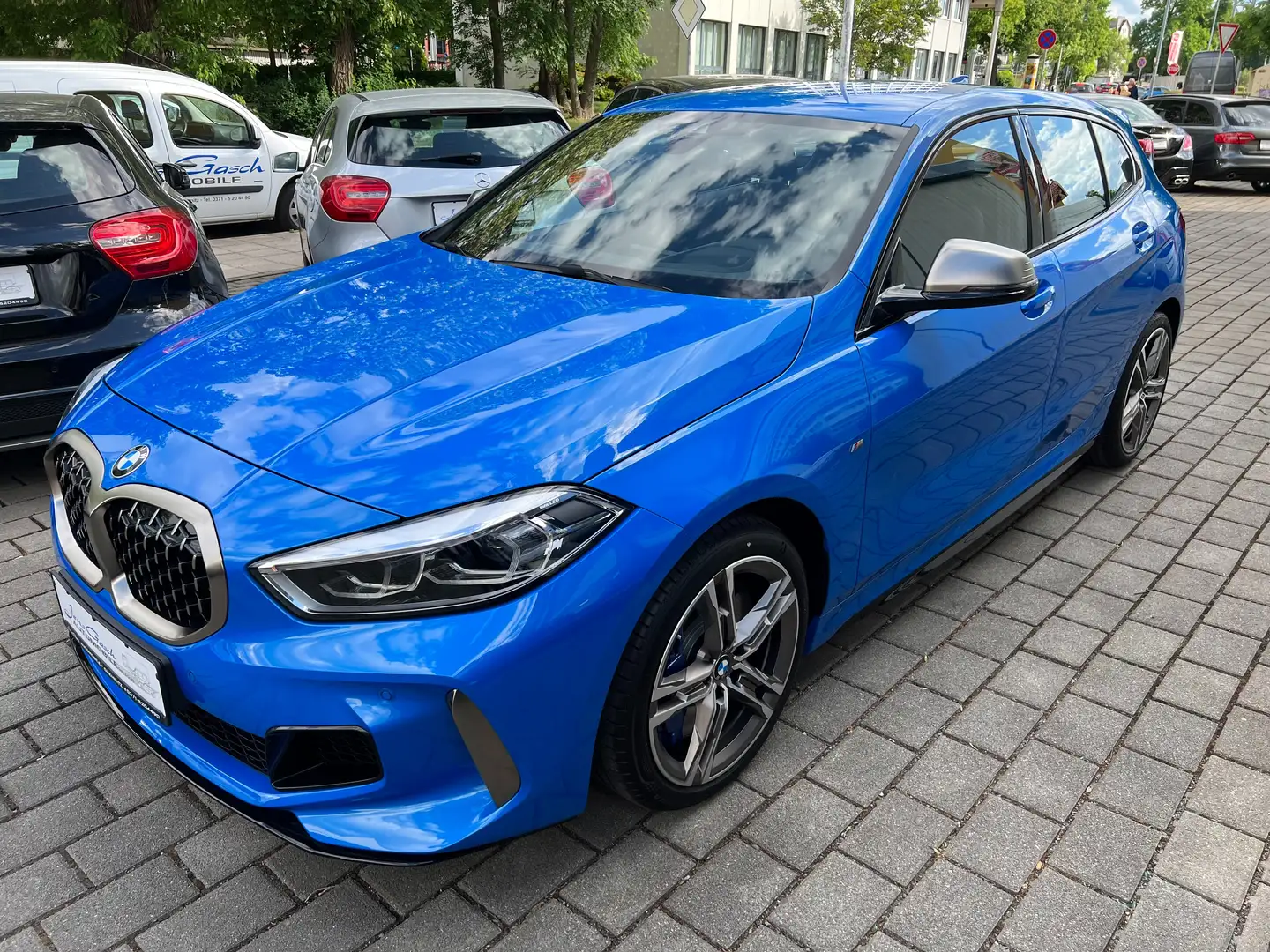 BMW 135 1er  "xDrive" Automatik/Head-Up/LED...TOP !! Blau - 1