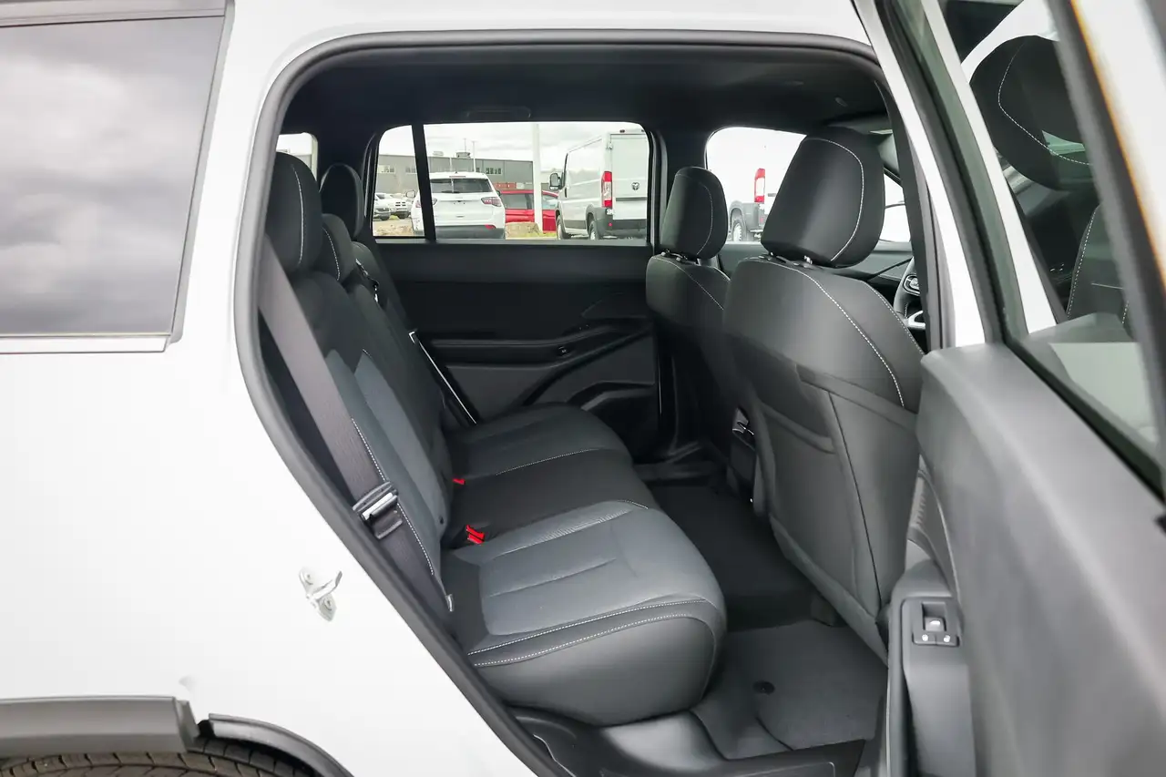 Jeep Cherokee photo Jeep Cherokee