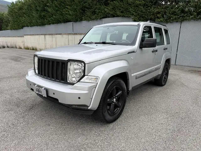 Jeep Cherokee Cherokee IV 2008 2.8 crd Limited my11
