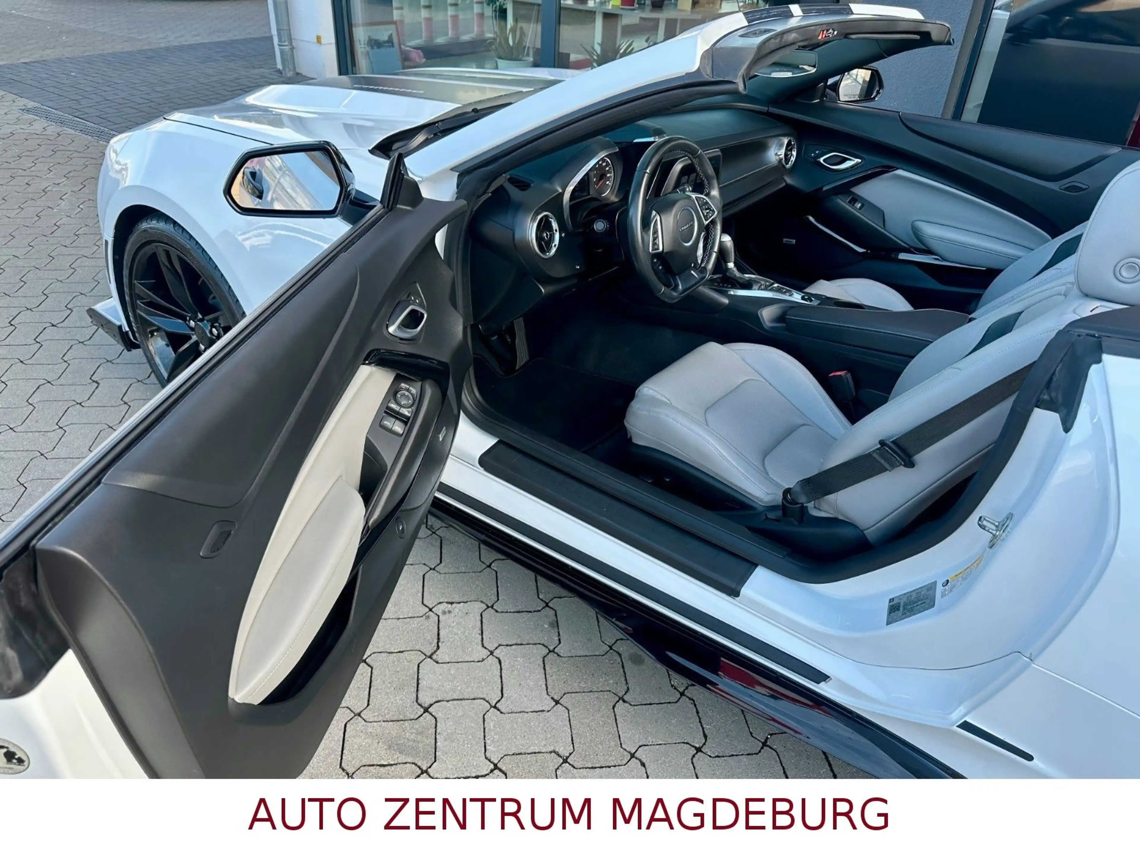 Chevrolet Camaro Cabrio 3.6l *RS*KLIMA*KAMERA*LED*AUTOMAT* — photo 12