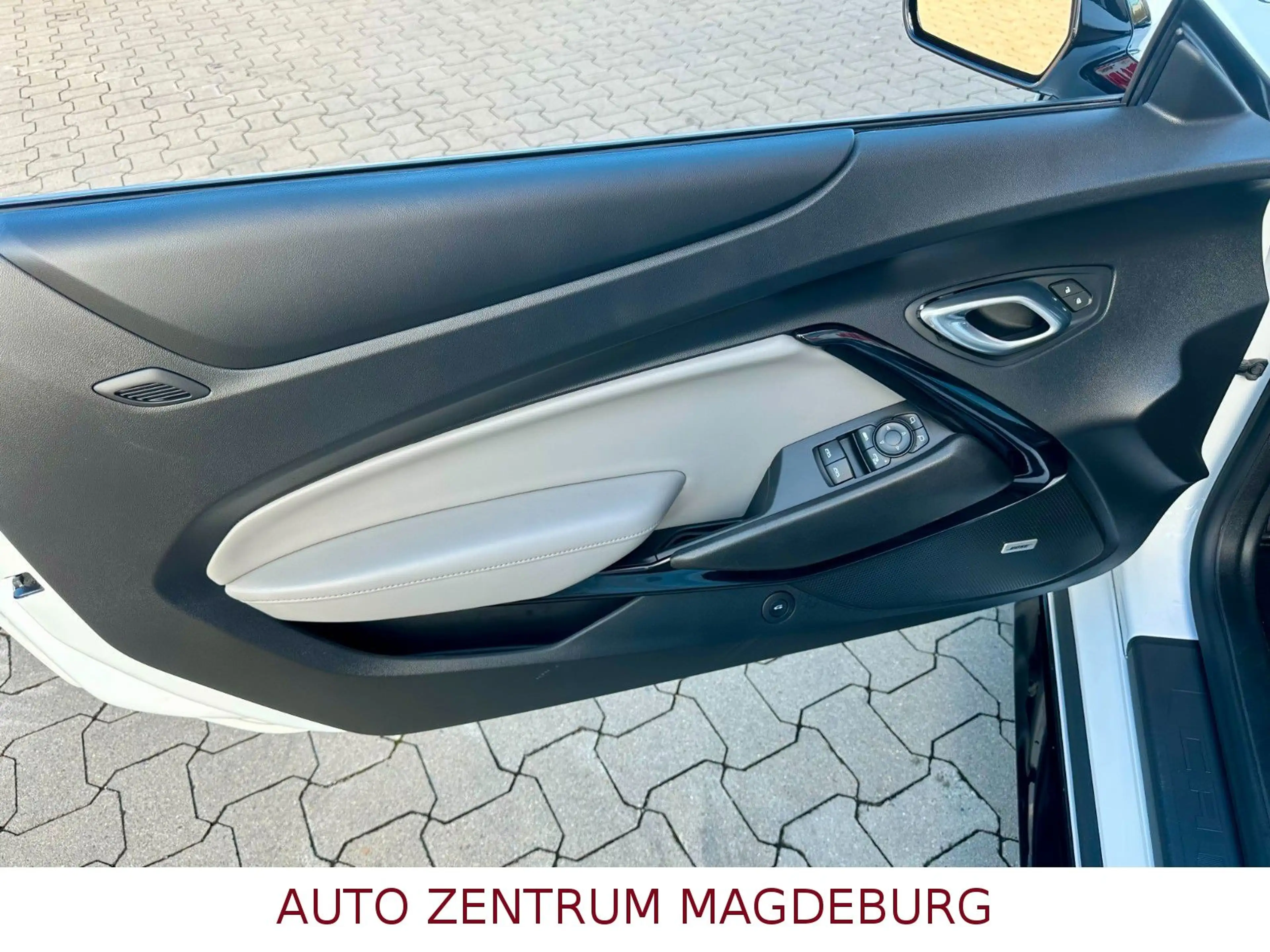 Chevrolet Camaro Cabrio 3.6l *RS*KLIMA*KAMERA*LED*AUTOMAT* — photo 13