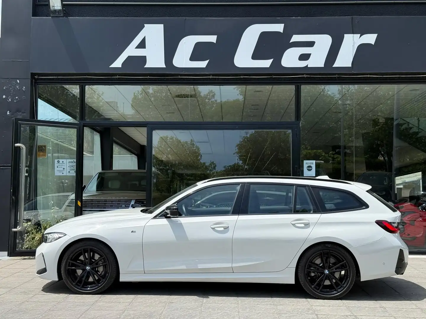 BMW 330 330iA Touring Blanco - 1