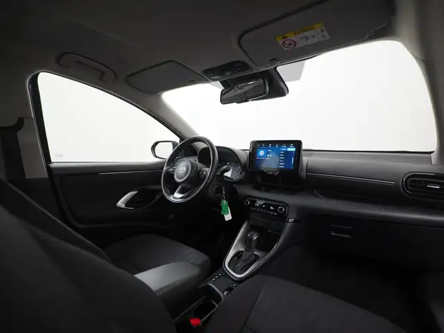 Toyota Yaris view 2