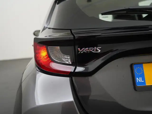 Toyota Yaris view 17