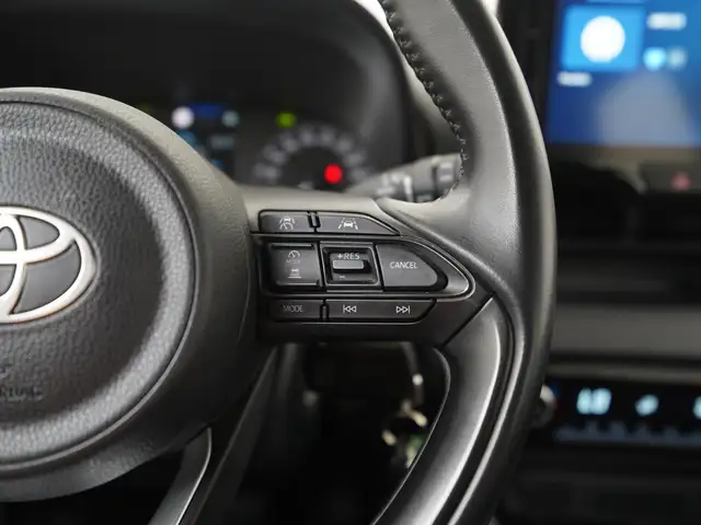 Toyota Yaris view 9