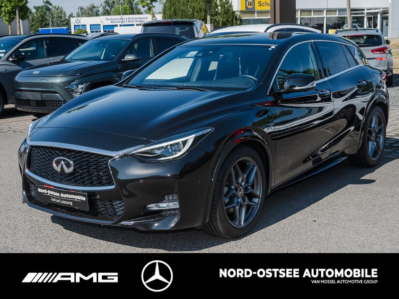 Infiniti Q30 2.0t SPORT AWD TEMPOMAT LED SHZ — photo 6