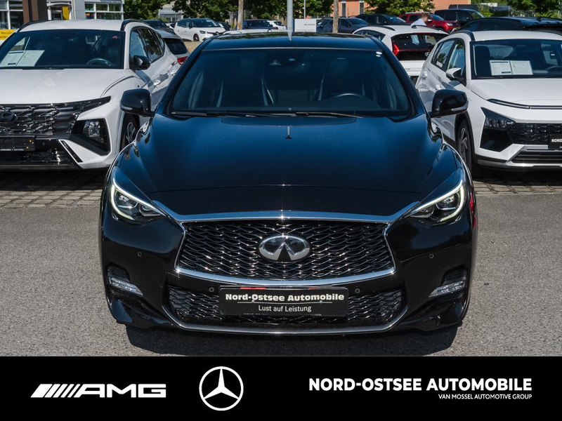 Infiniti Q30 2.0t SPORT AWD TEMPOMAT LED SHZ — photo 2