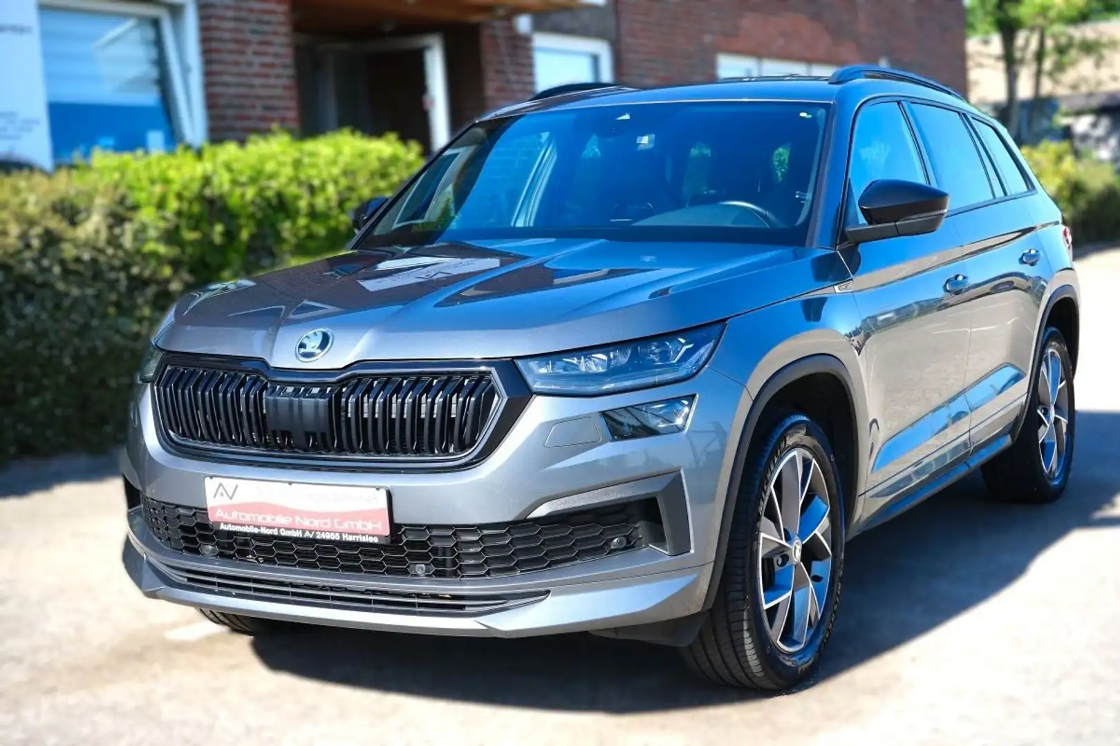 Skoda Kodiaq 2.0 TDI DSG 150 Sportline Grau - 1
