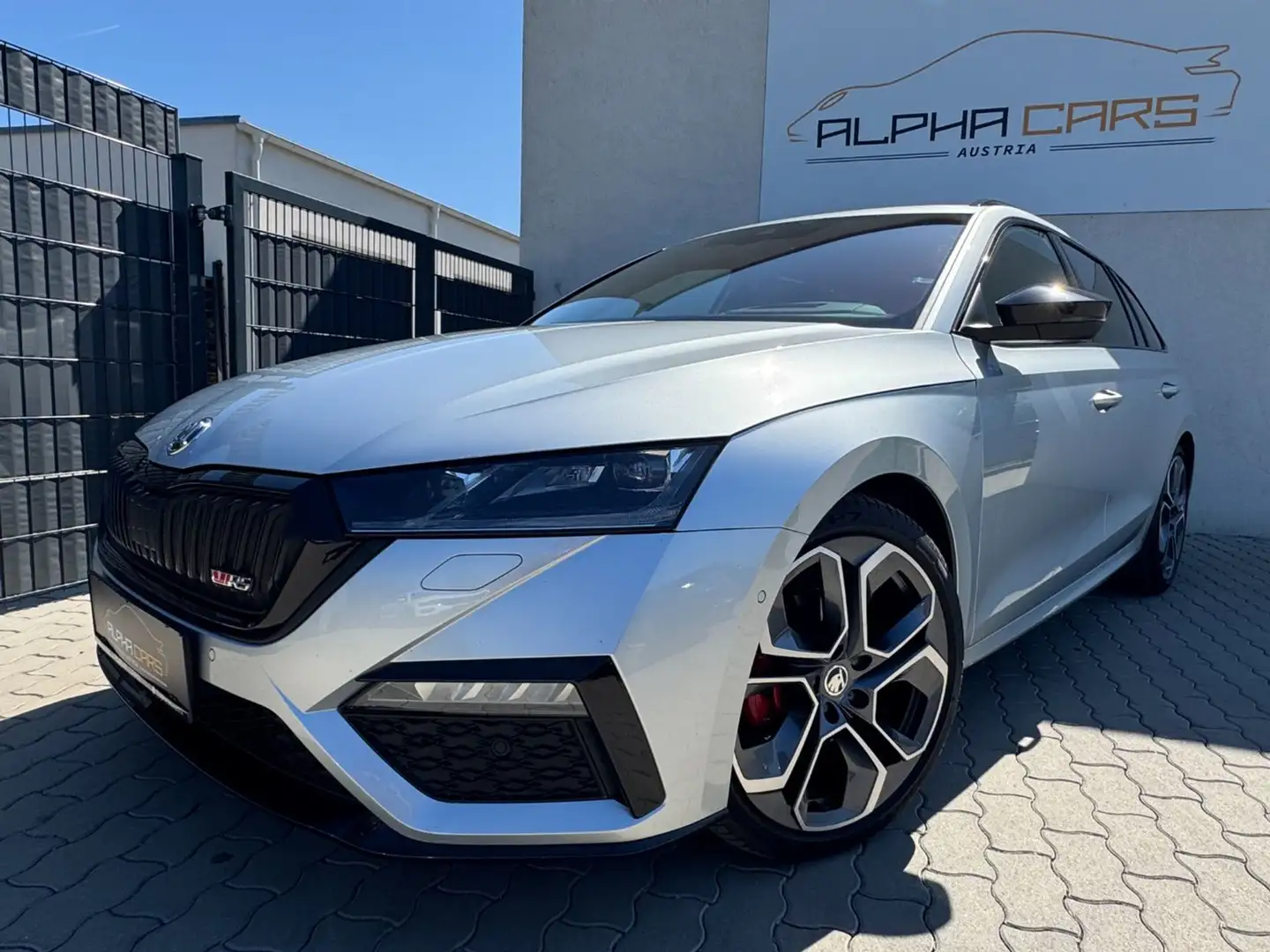 Skoda Octavia 2.0 TDI RS Silber - 1