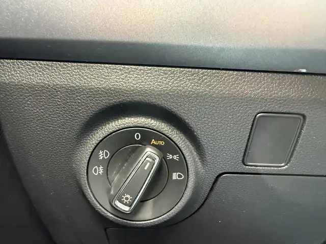 Seat Arona view 14