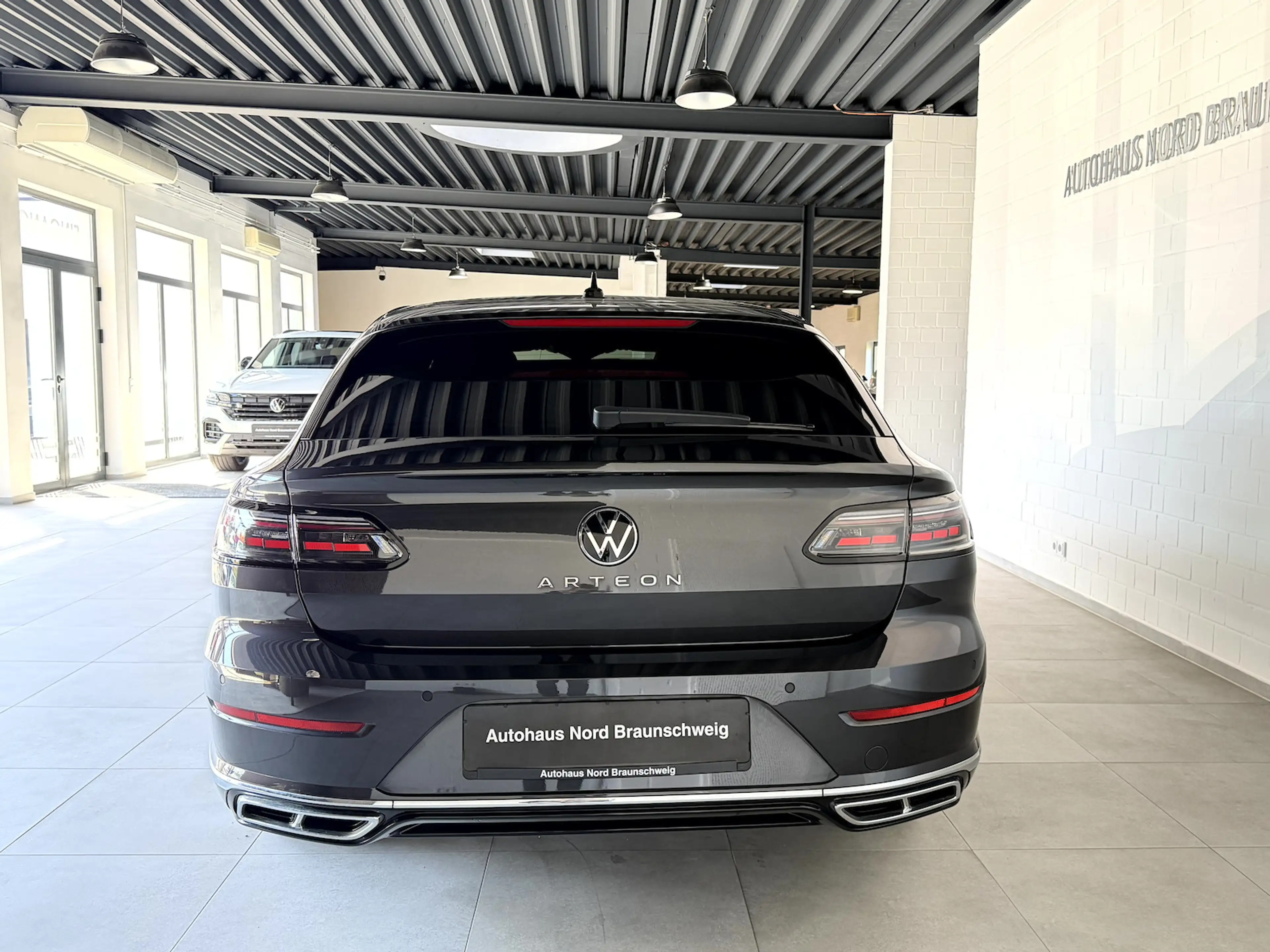 Volkswagen Arteon Shooting Brake 2.0TSI R Line*Pano*HUD*360* — photo 6