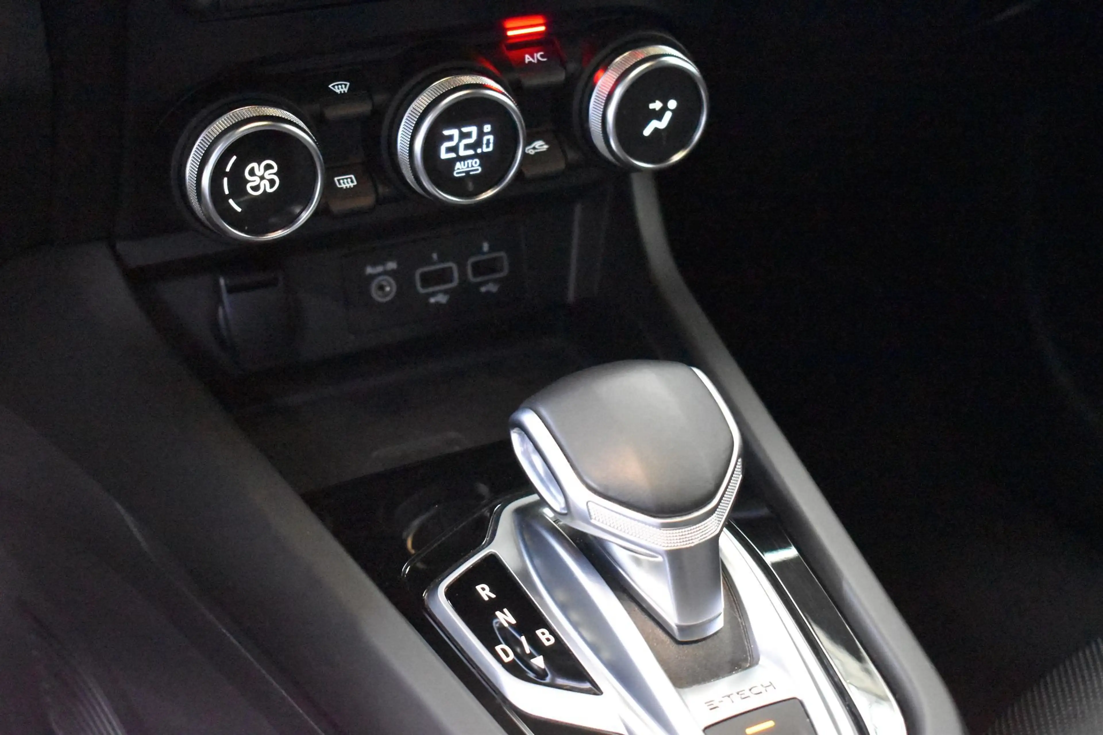 Renault Arkana RS Line E-Tech / Valckenier Denderhoutem — photo 13