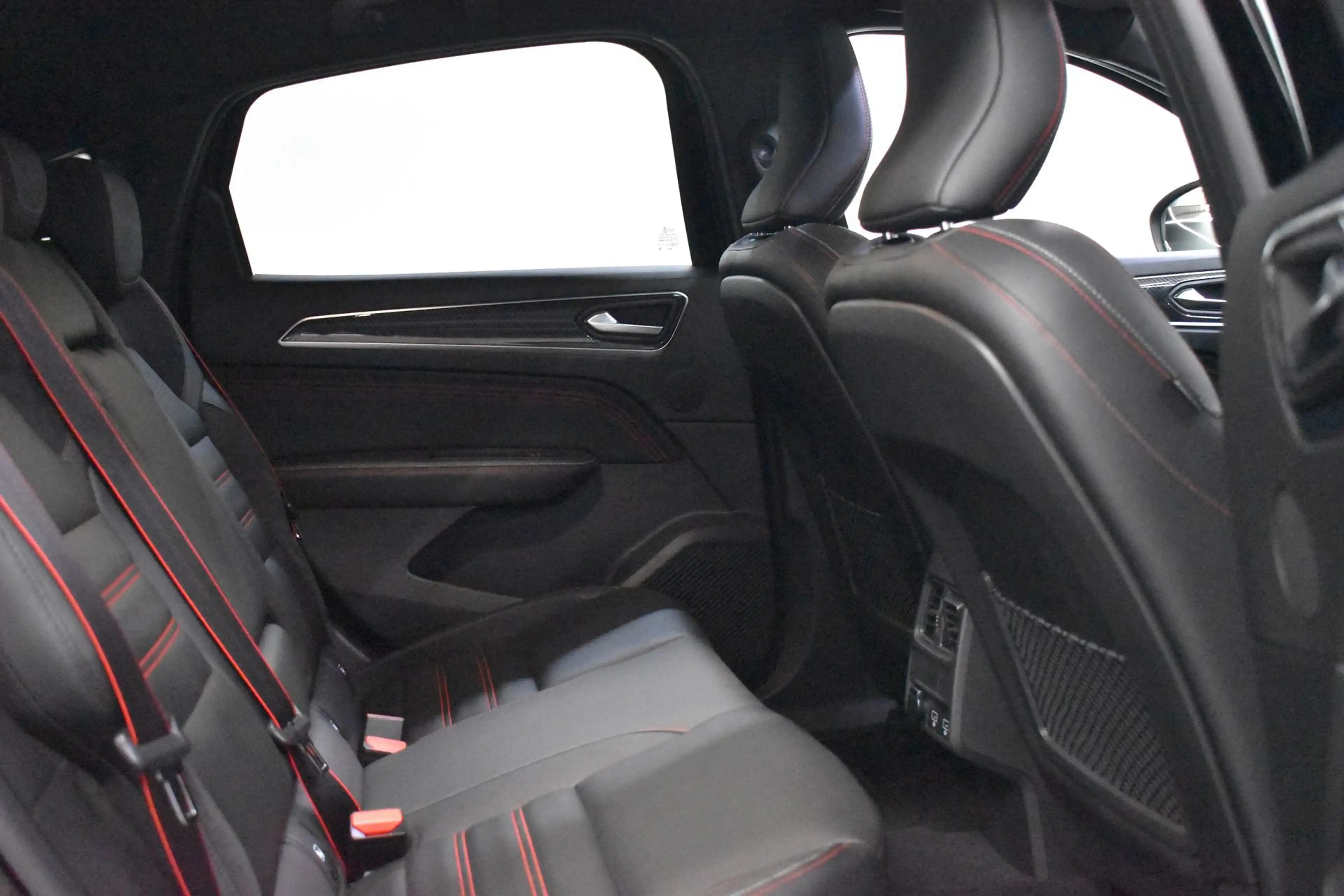 Renault Arkana RS Line E-Tech / Valckenier Denderhoutem — photo 12