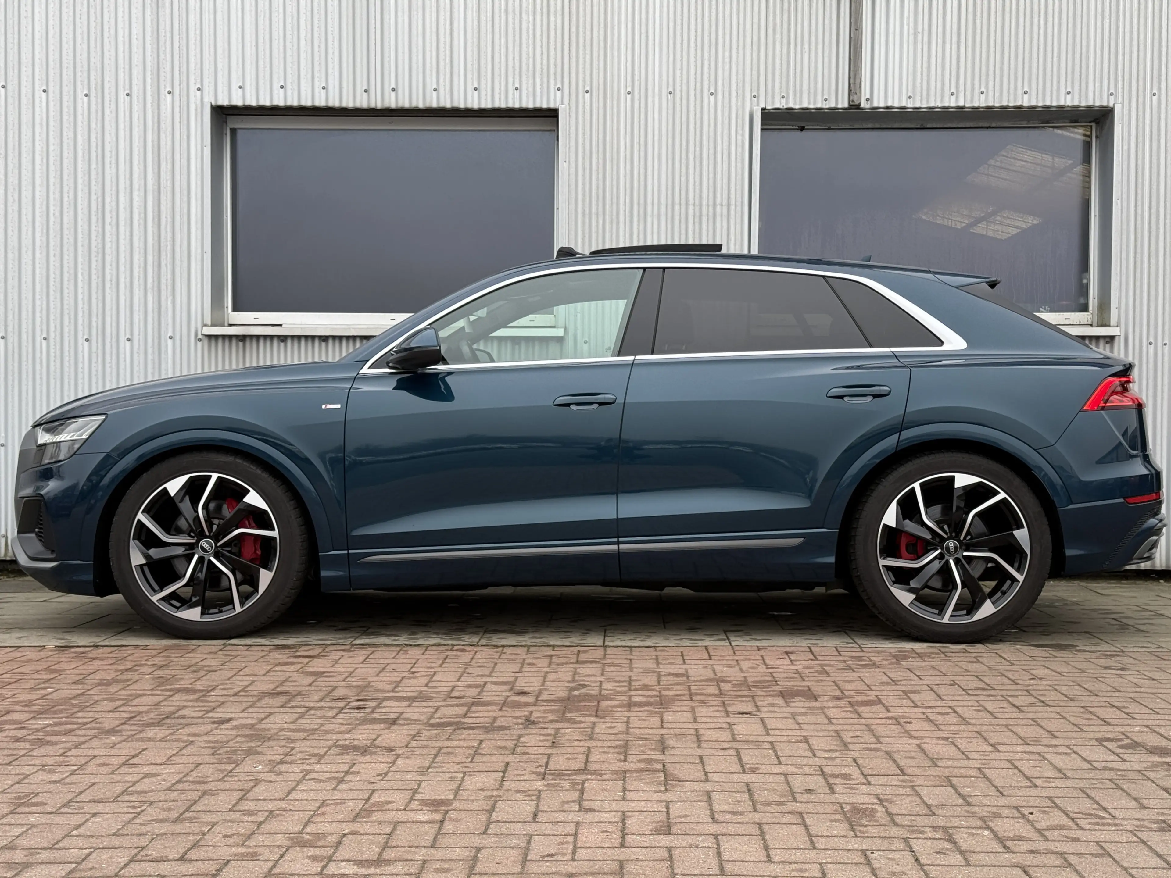Audi Q8 50 TDI quattro 3x S-Line*Pano*AHK*B&O*AIR*HUD — photo 3