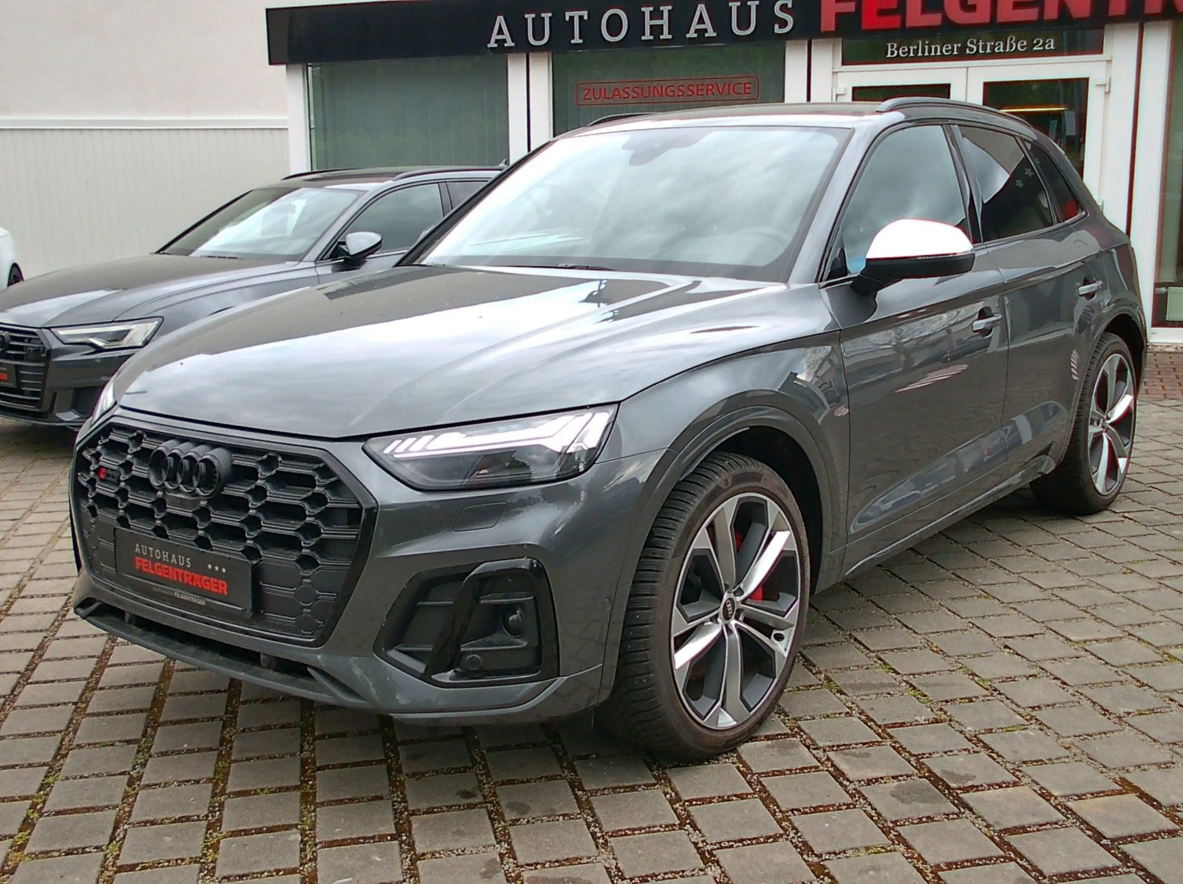 Audi SQ5 3.0 TDI tiptronic quattro S-Line — photo 2