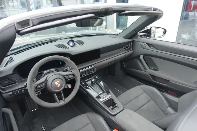 Porsche 992 Carrera GTS Cabrio Sportpaket leasingfähig Ansicht 38