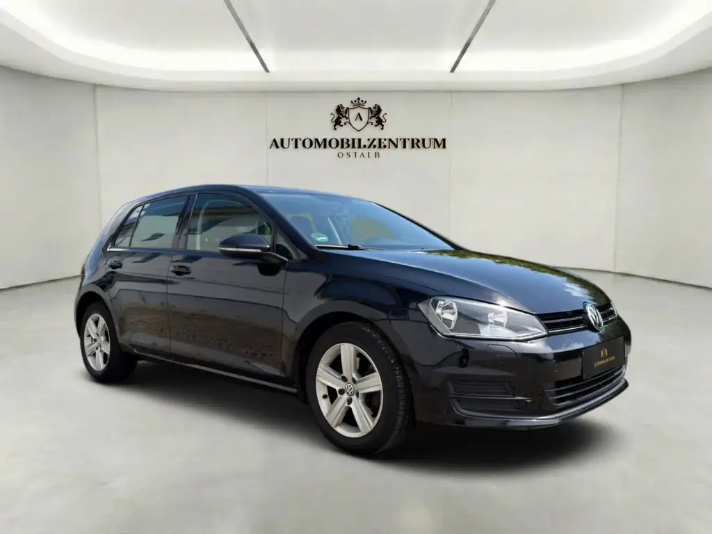 Volkswagen Golf VII 1.6 TDI | Navi | PDC | Massage | Tempom Bild 3