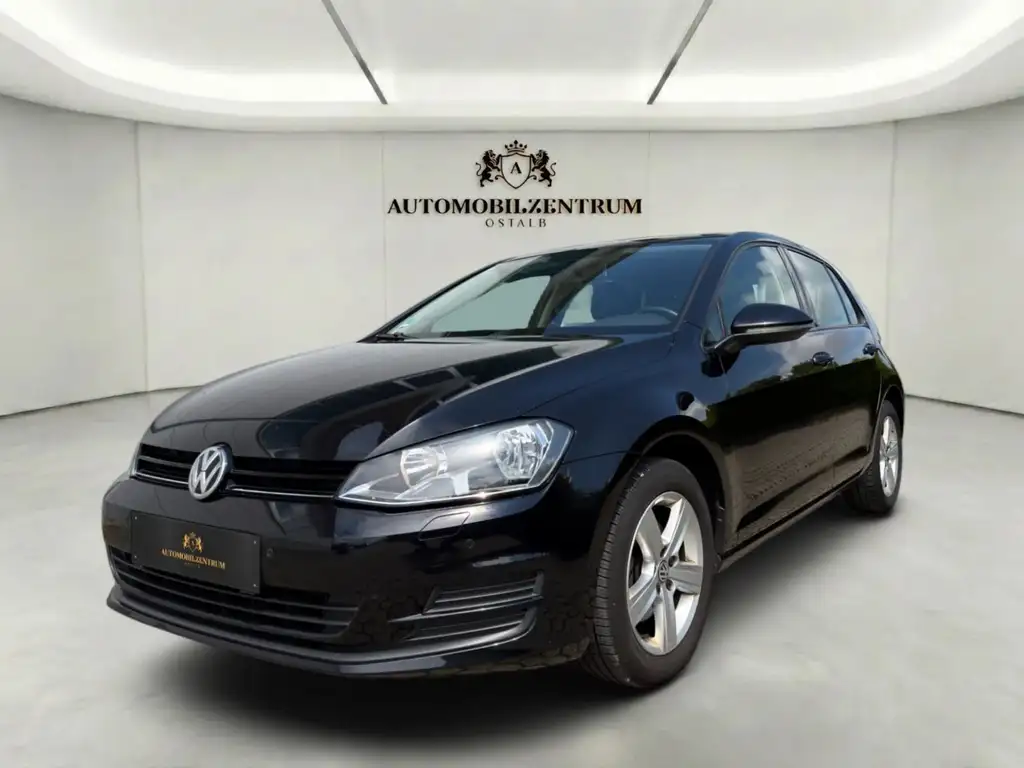 Volkswagen Golf VII 1.6 TDI | Navi | PDC | Massage | Tempom