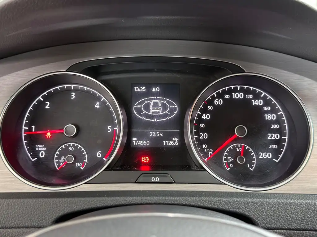 Volkswagen Golf VII 1.6 TDI | Navi | PDC | Massage | Tempom Bild 19