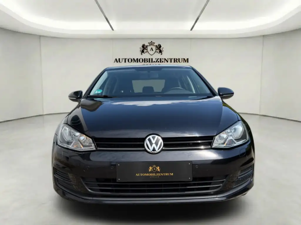 Volkswagen Golf VII 1.6 TDI | Navi | PDC | Massage | Tempom Bild 2