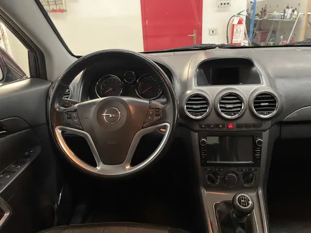 Opel Antara view 7