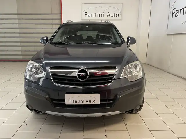 Opel Antara view 10