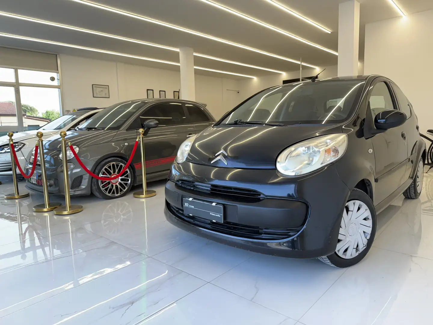 Citroen C1 5p 1.0 68 cv okneopatentati Nero - 1