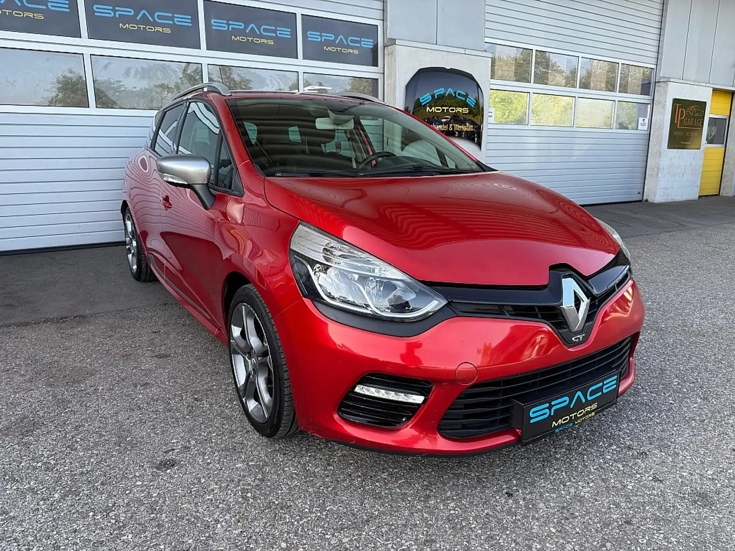 Renault Clio Grandtour TCe 120 EDC GT Rot - 1
