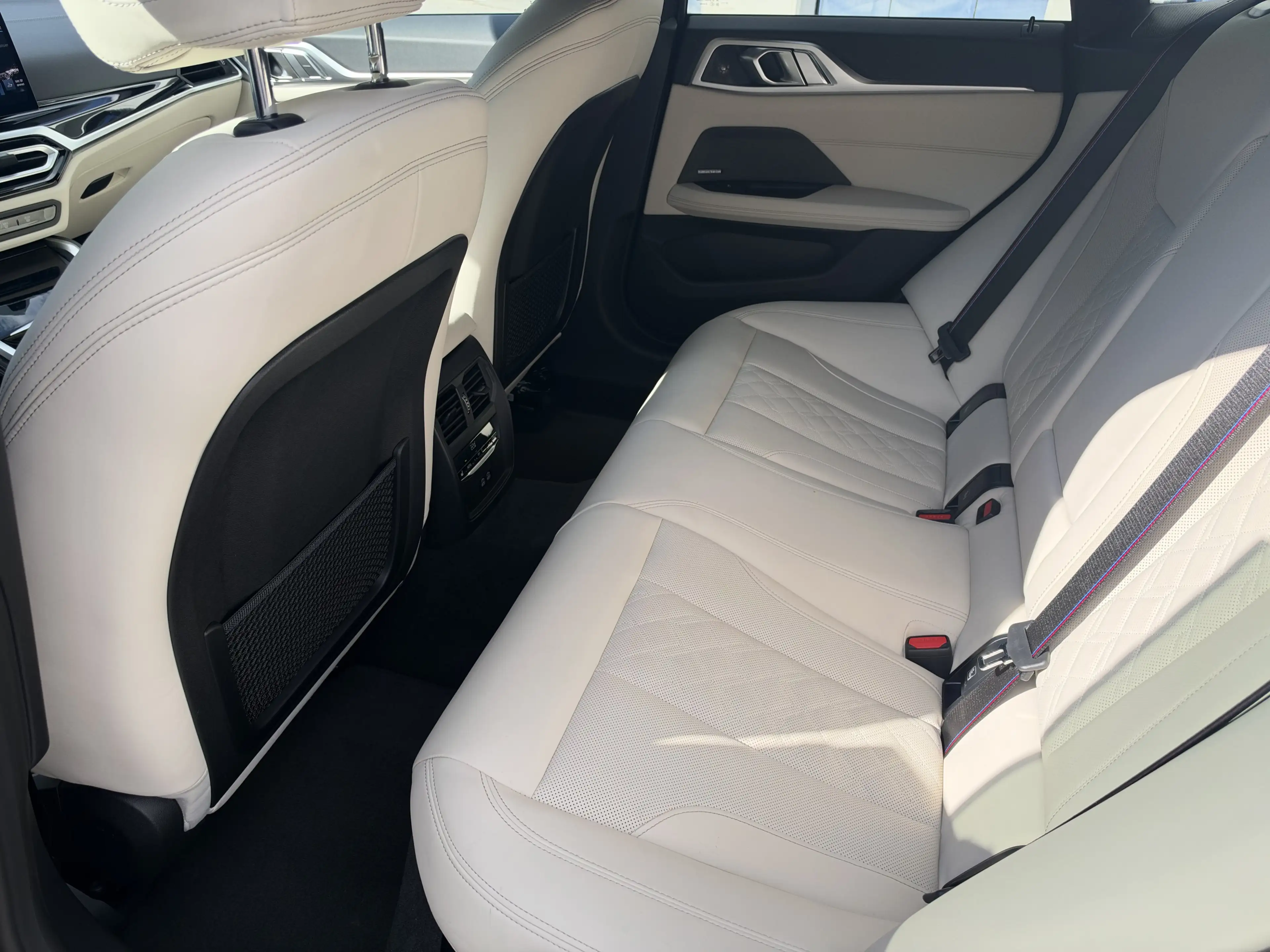 BMW 440 M440i xDrive Gran Coupé — photo 10