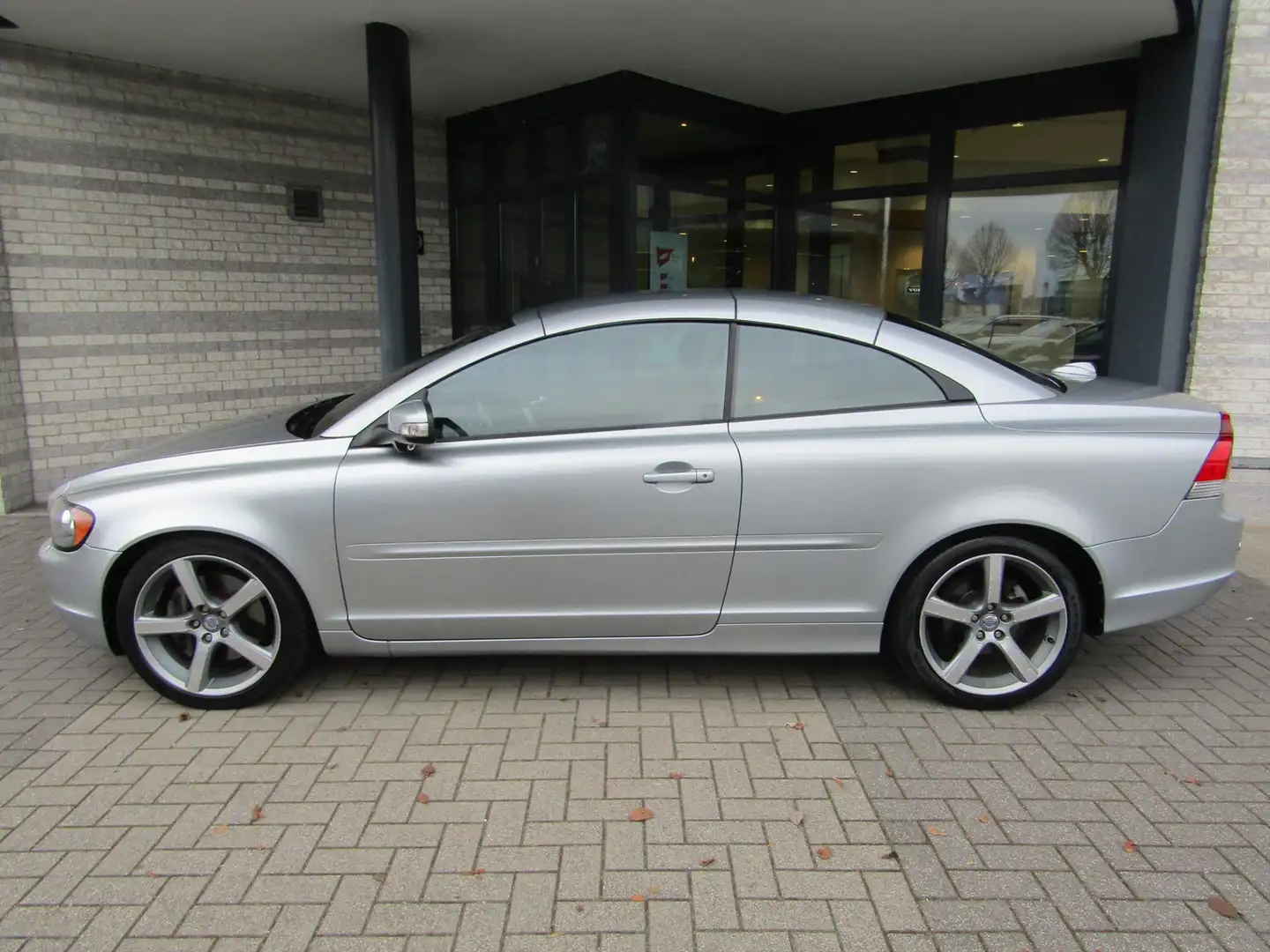 Volvo C70 2.4 170PK GT Convertible - 2.4i Tourer | Elektr. b siva - 2