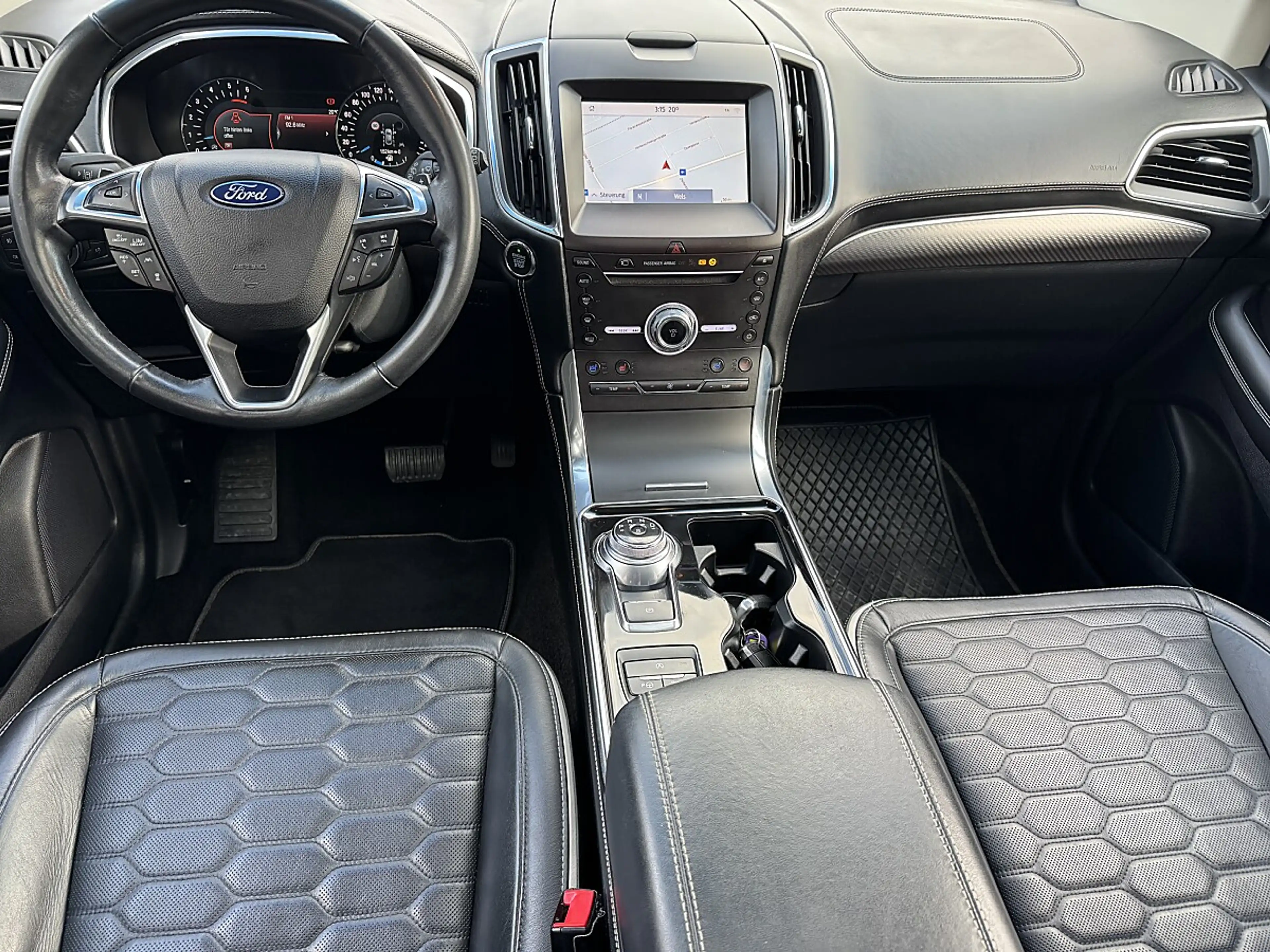 Ford Edge 2,0 EcoBlue SCR 4x4 Vignale Aut. — photo 9