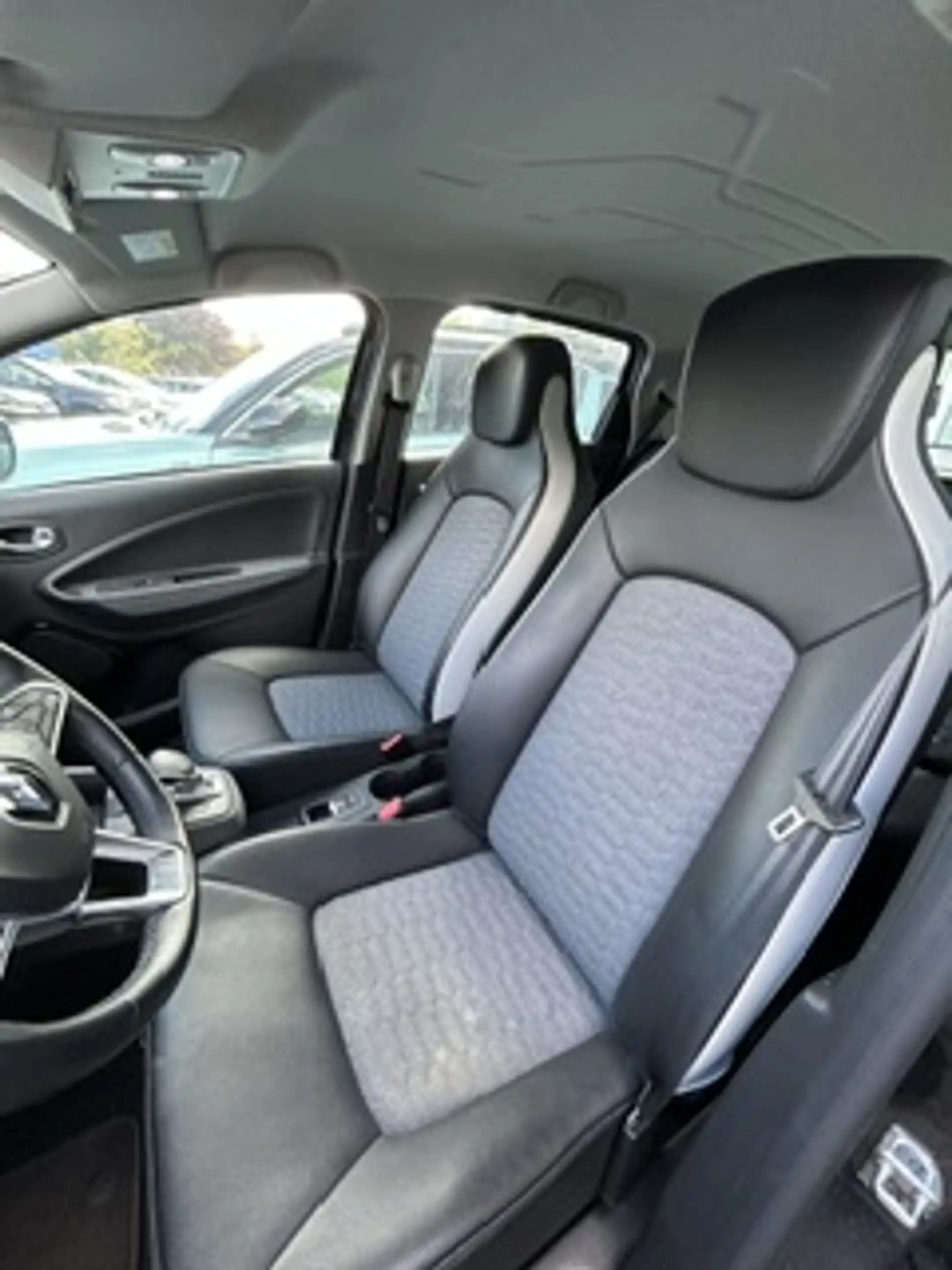 Renault ZOE Experience R110 Z.E.50 — photo 8
