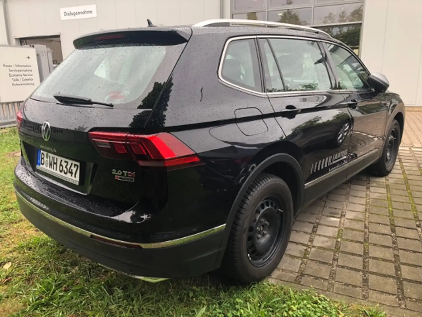 Volkswagen Tiguan Allspace 2.0 TDI DSG 4Motion Comfortline Navi AHK Standhz Negro - 2