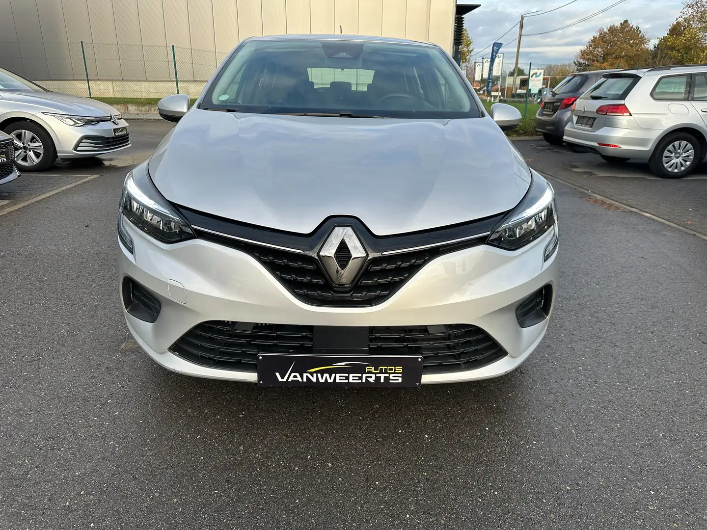 Renault Clio TCe 91 pk INTENS, CARPLAY / CRUISE CONTROL/ NAVI Argent - 2