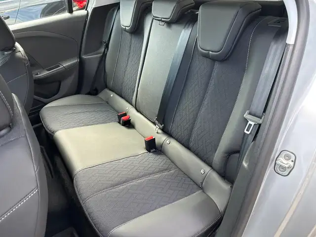 Opel Corsa view 9