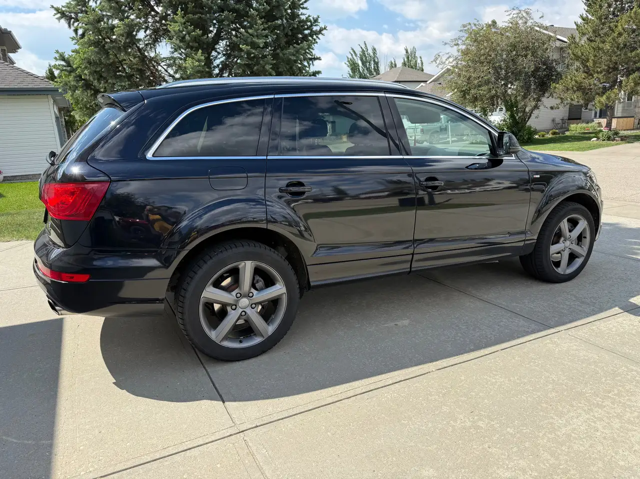 Audi Q7 снимка Audi Q7